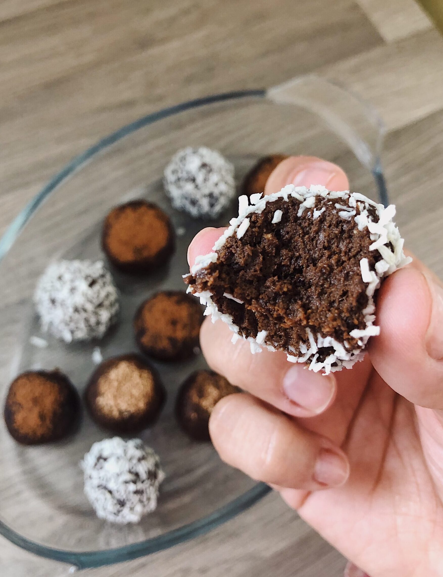 Recipe: Super Chewy Low Carb Brownie Bites